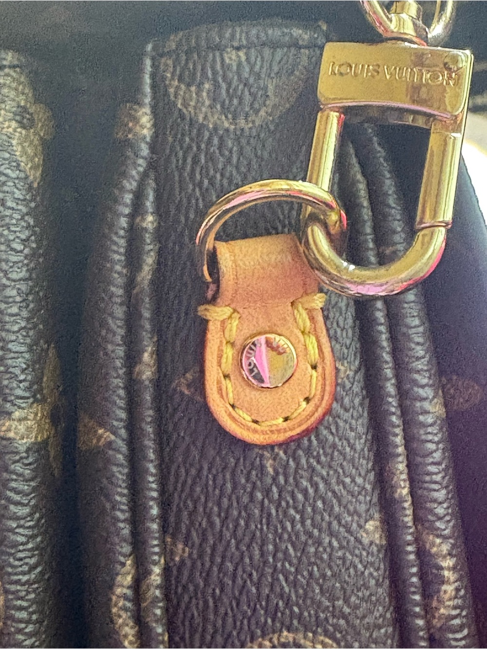 Louis Vuitton Monogram Shoulder Bag - Brown with Gold Hardware - Picture 4 of 11